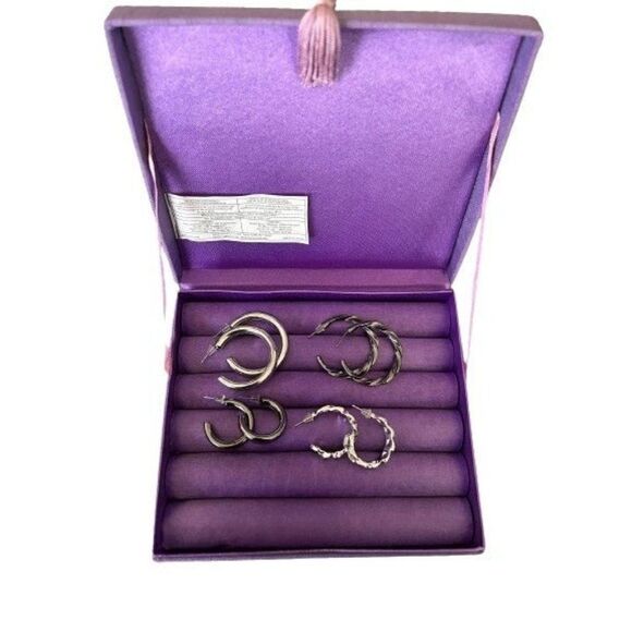 4 Pairs of Hoops Earrings - Picture 1 of 7